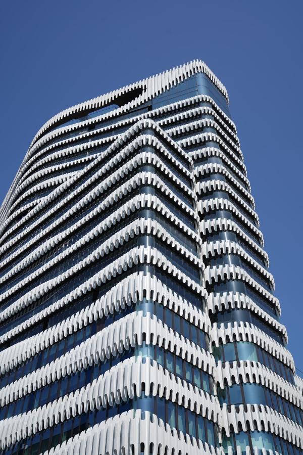 The Zipper Hotel Und Apartments Дюселдорф Екстериор снимка