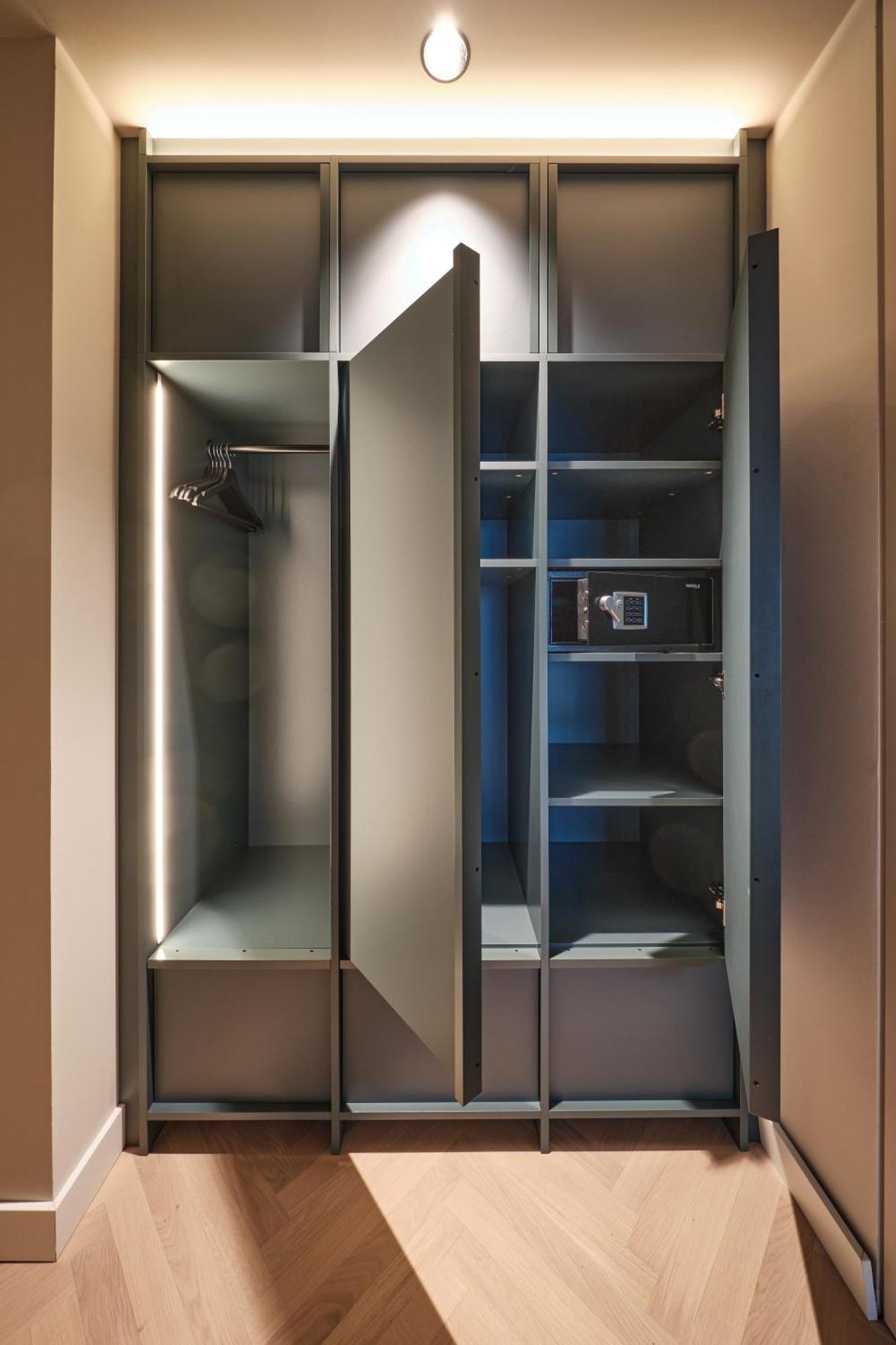 The Zipper Hotel Und Apartments Дюселдорф Екстериор снимка